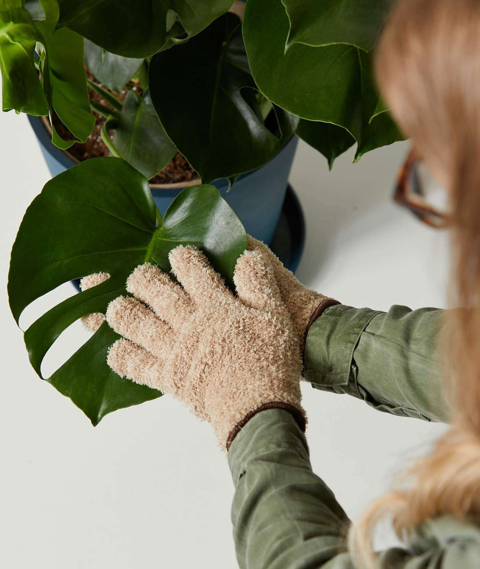 Microfiber Dusting Gloves